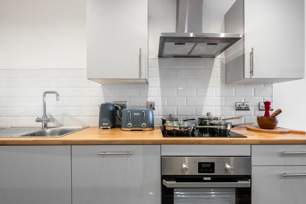 Contemporary 1 Bedroom Apartment In Central Hull Kingston upon Hull Extérieur photo